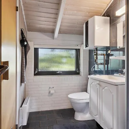 Holiday home 3 Bedroom Amazing In Henne Henne Strand